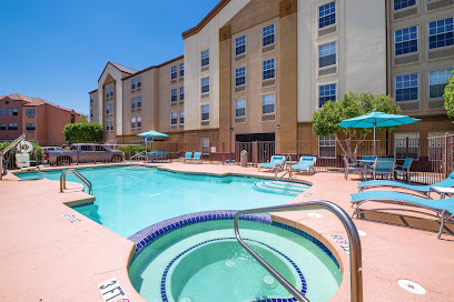 Holiday Inn Express & Suites Phoenix Airport by IHG