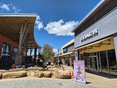 Phoenix Premium Outlets