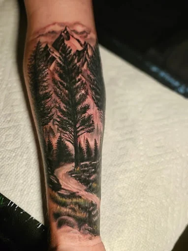 GreyWash Ink Tattoo, Phoenix