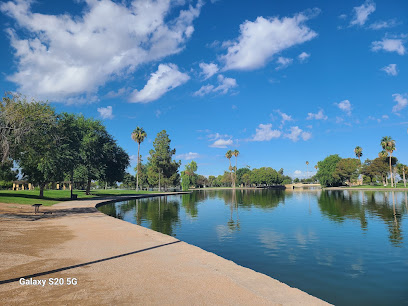 Cesar Park, Phoenix