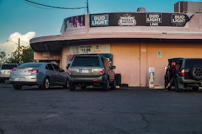 Family Market, Phoenix